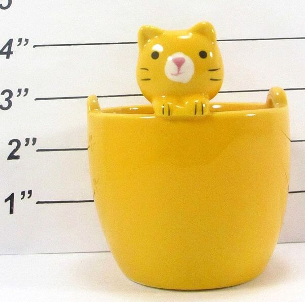 Daiso Yellow Cat Ceramic Flower Pot Daiso Yellow Cat Ceramic Flower Pot