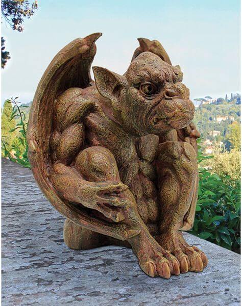 Design Toscano Balthazar's Watch Gargoyle Garden Statue Design Toscano Balthazar's Watch Gargoyle Garden Statue