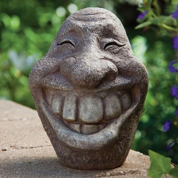Big Stone Smiley Face Statue Big Stone Smiley Face Statue