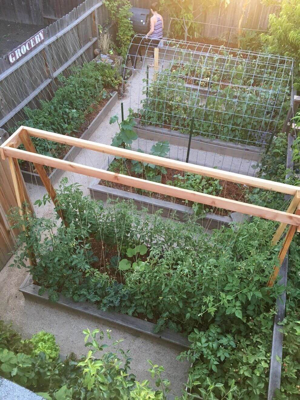 100 Vertical Garden Ideas - Golly Gee Gardening
